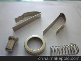 【廠家直銷各種充電器五金模具及產(chǎn)品】?jī)r(jià)格,廠家,圖片,其他電子加工,中山市躍龍門五金制品廠-